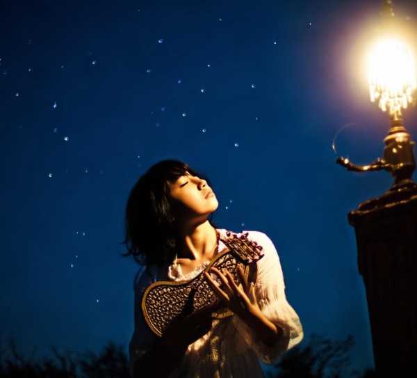 一曲传情，寻觅心中唯一执着,只愿得着你，一曲传情，唤醒心中那份唯一的执着,旋律,爱情,第1张